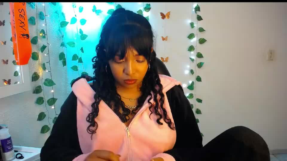 warisgoddes Webcam Chat July 1, 2026