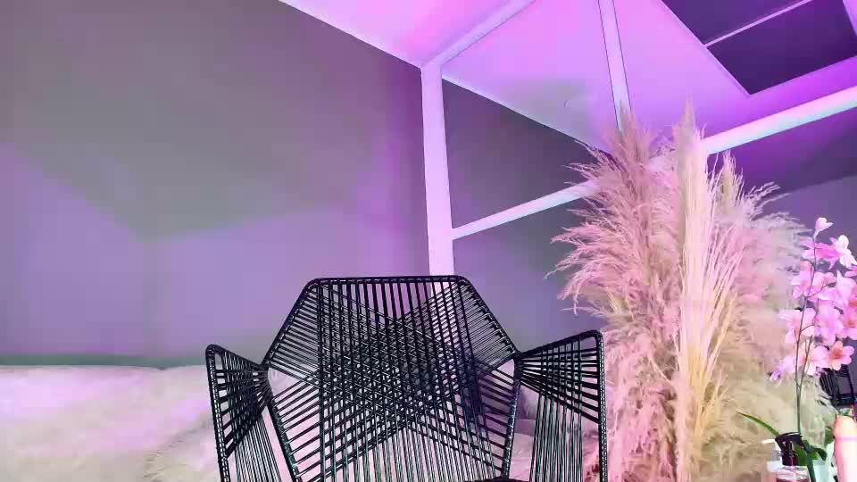 reds_velvet Webcam Chat July 1, 2026