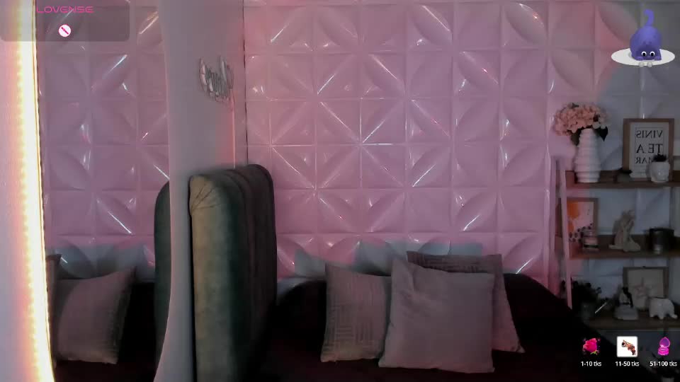 amberthomsonn Webcam Chat July 1, 2026