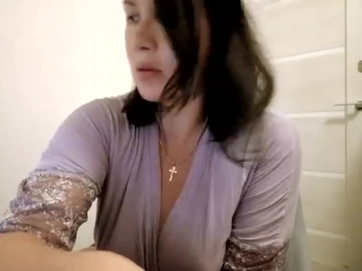 anabellovee Webcam Chat July 1, 2026
