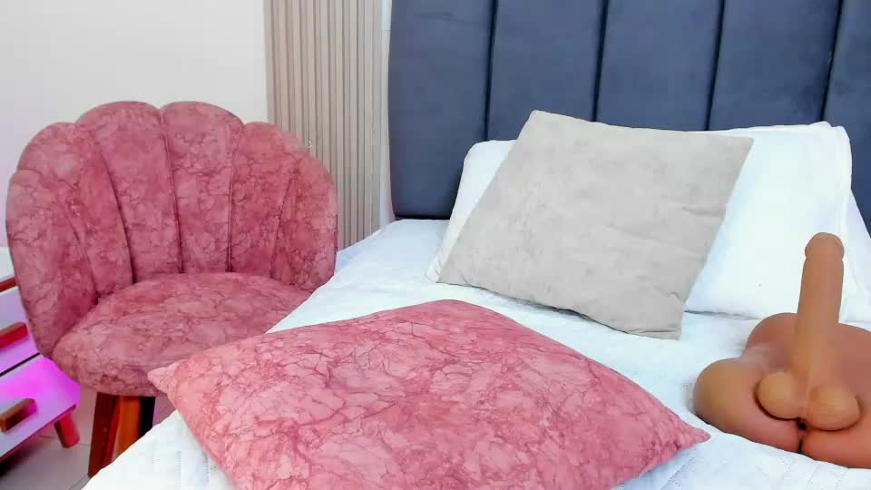 kissmesara Webcam Chat July 2, 2026