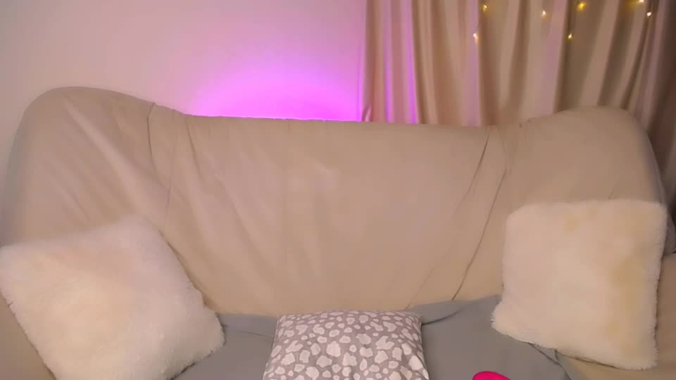 ellycolins_ Webcam Chat July 2, 2026