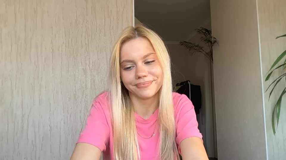 kristifelicien Webcam Chat July 2, 2026