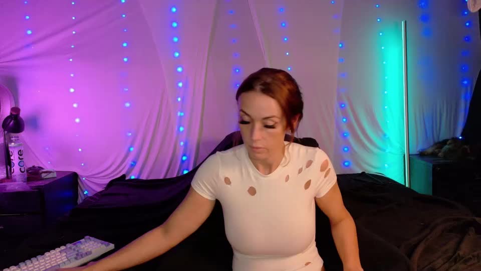 its_allixo Webcam Chat July 2, 2026