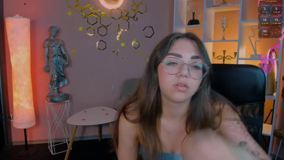 kiki_swan Webcam Chat July 2, 2026