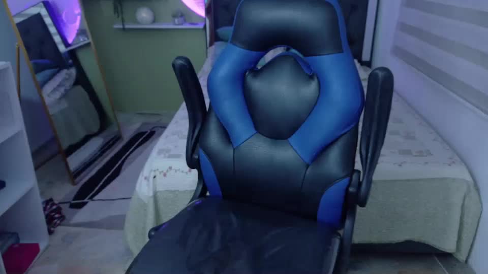 ivvoncute Webcam Chat July 2, 2026