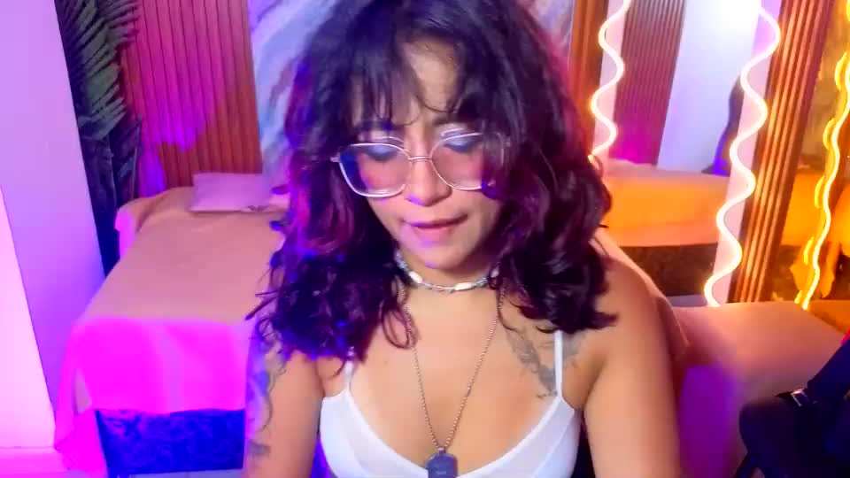 kristen_tay Webcam Chat July 2, 2026