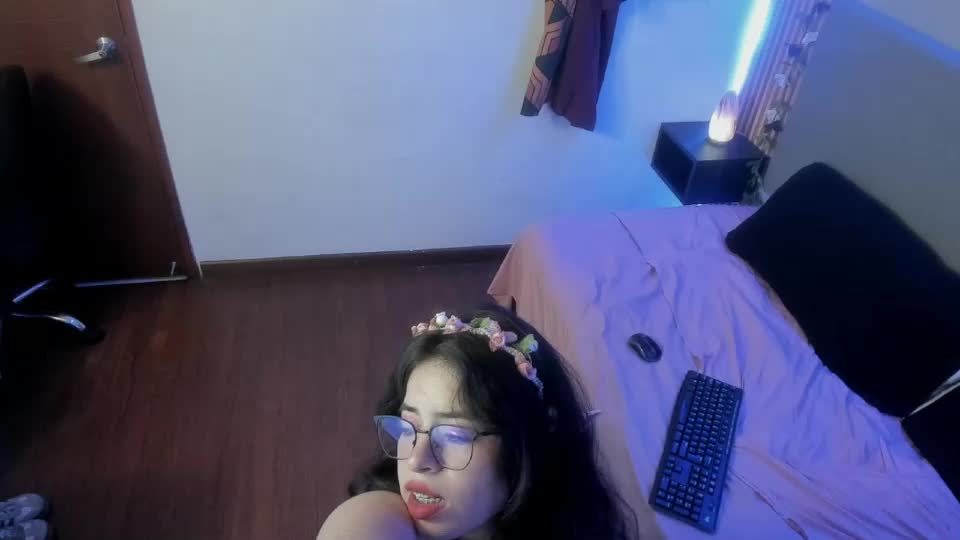 emily_tulip Webcam Chat July 2, 2026