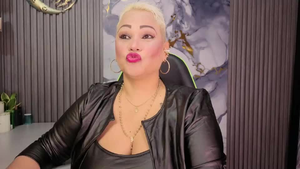 gianellacox Webcam Chat July 2, 2026