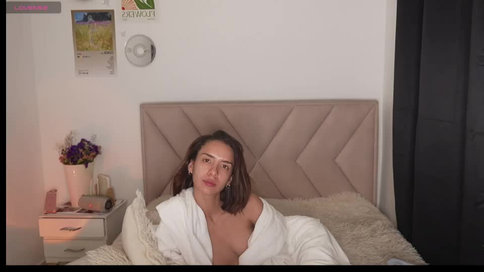 bonnieshyy Webcam Chat July 3, 2026