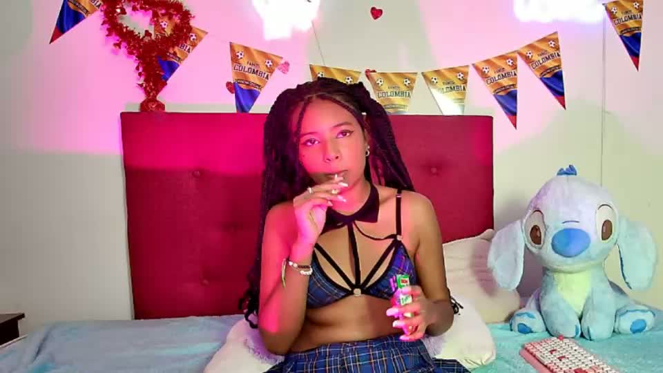 ellie_cute7 Webcam Chat July 3, 2026