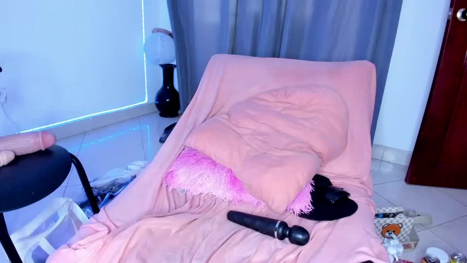 sweet_cinamon69 Webcam Chat July 3, 2026