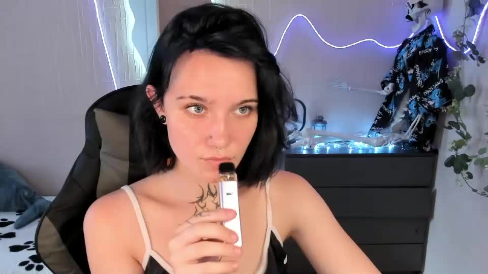 elastikiss Webcam Chat July 3, 2026