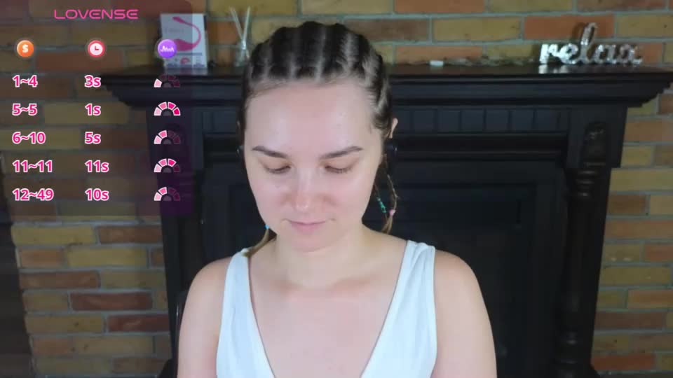 ellie_babyy Webcam Chat July 4, 2026