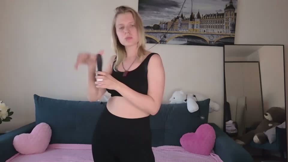 viki_charm Webcam Chat July 4, 2026