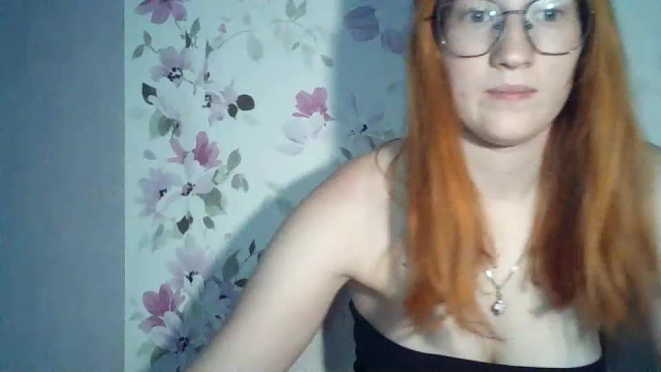 eveliina_shy Webcam Chat July 4, 2026