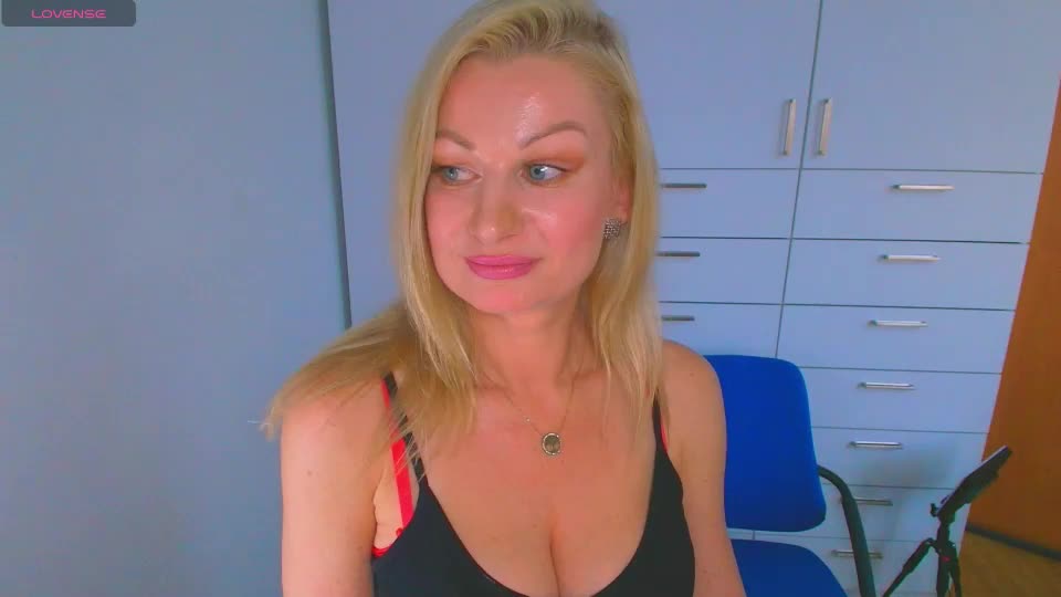 avaluxe_ Webcam Chat July 4, 2026