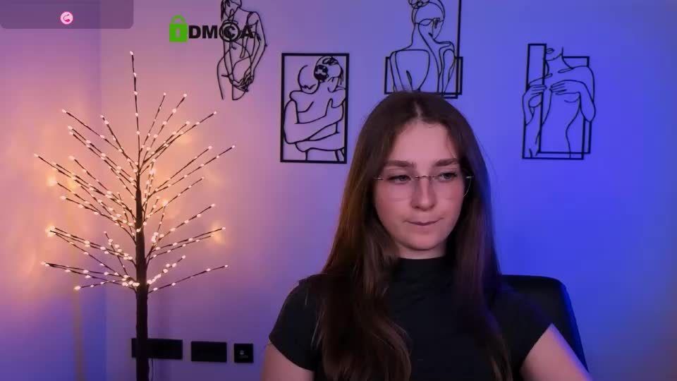 anneta_moon Webcam Chat July 4, 2026