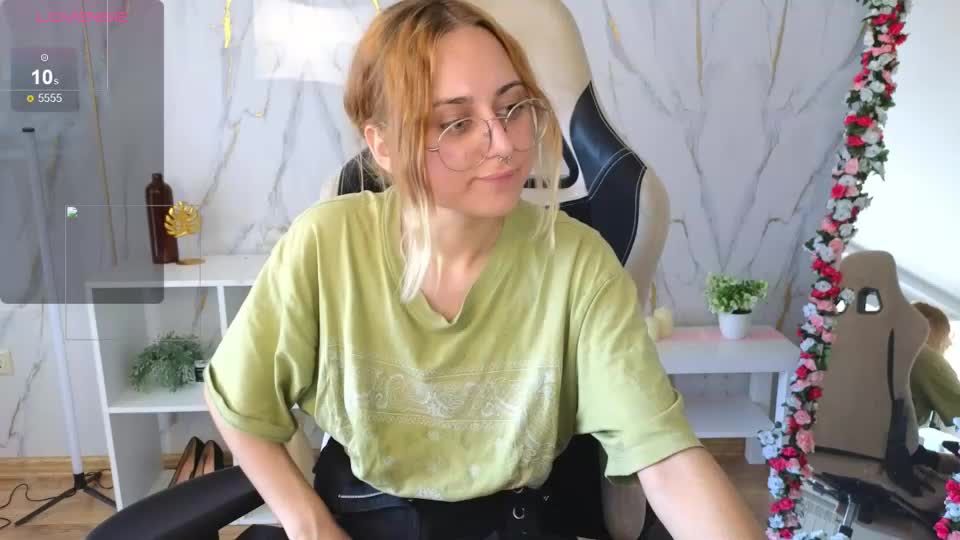 hollyy_pollyyyy Webcam Chat July 4, 2026