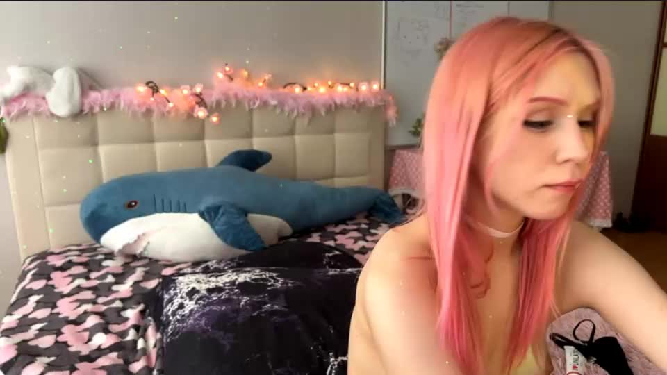 sexy_cute18 Webcam Chat July 4, 2026