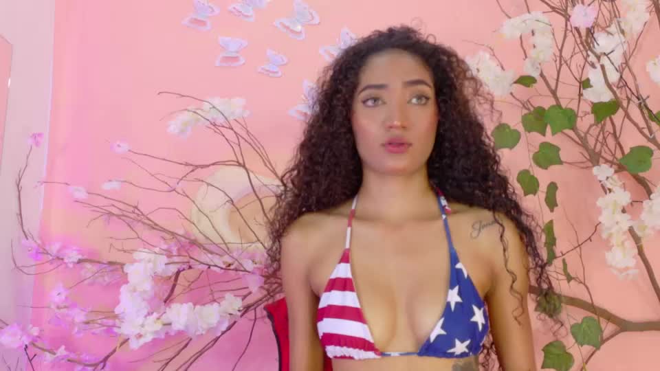 charlotte_love10 Webcam Chat July 4, 2026