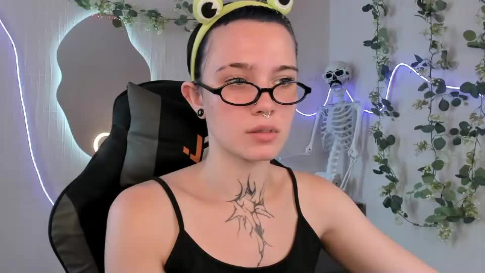 elastikiss Webcam Chat July 4, 2026