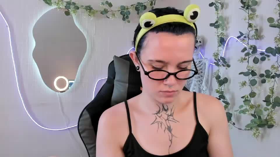 elastikiss Webcam Chat July 4, 2026
