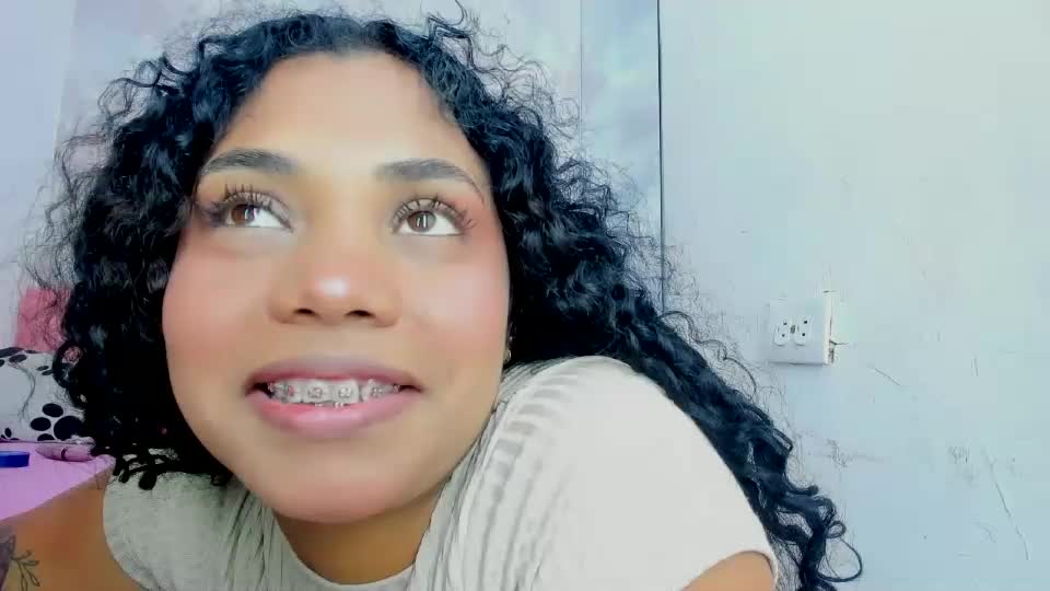 ellybloom Webcam Chat July 4, 2026
