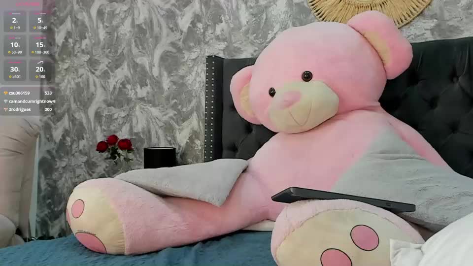 mia_petithe Webcam Chat July 4, 2026