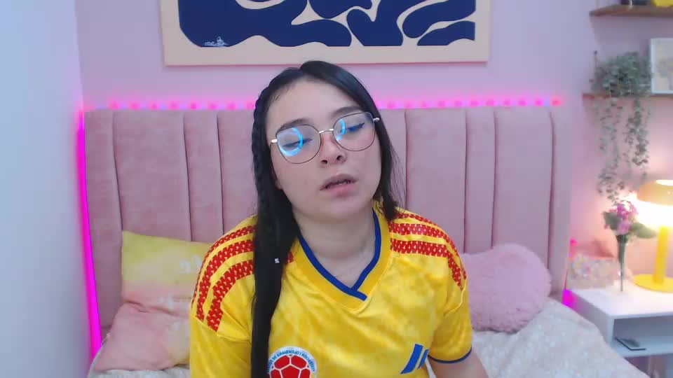 nahia__1 Webcam Chat July 4, 2026