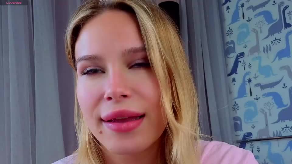 sheliamuyres Webcam Chat July 4, 2026