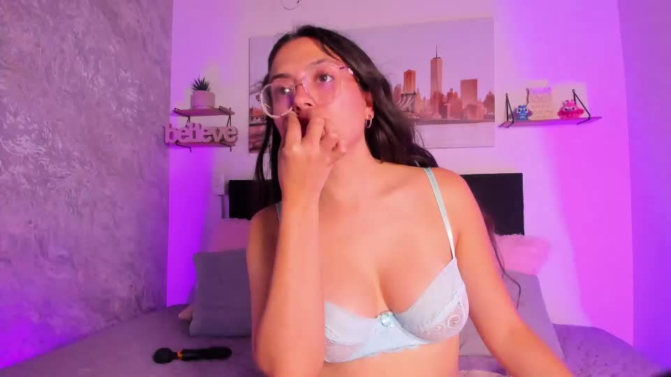 sofialujan_ Webcam Chat July 4, 2026
