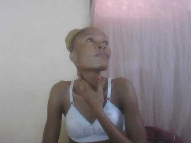 sweetpetite254 Webcam Chat July 4, 2026