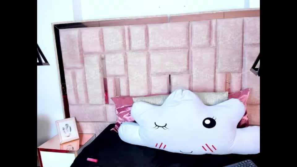 tinna_noa Webcam Chat July 4, 2026