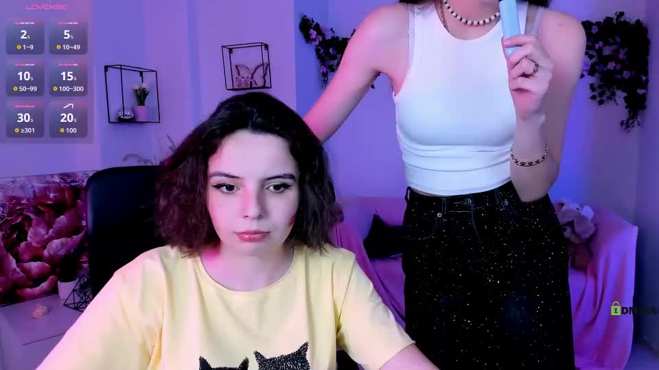 mia_mooon_ Webcam Chat July 4, 2026