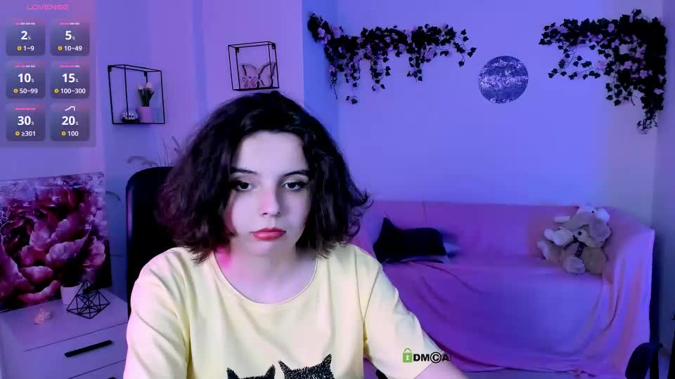 mia_mooon_ Webcam Chat July 4, 2026