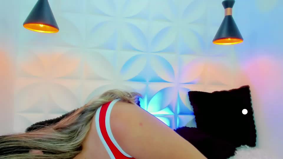 lauren_sofiaa Webcam Chat July 4, 2026