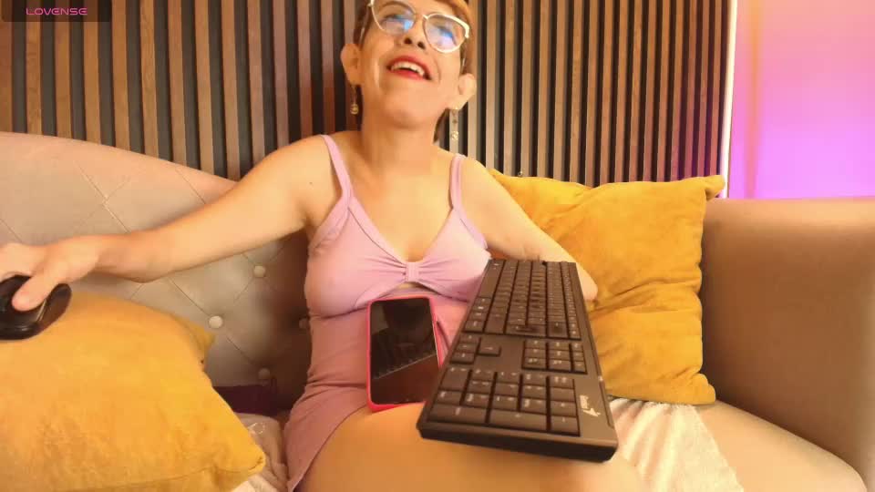 madame_mature1 Webcam Chat July 4, 2026