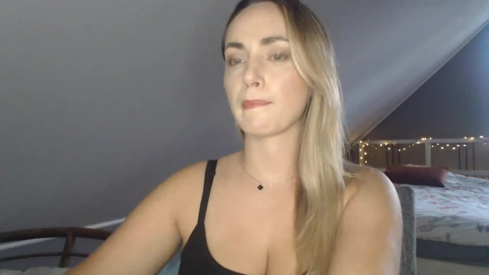 scarlettxblonde Webcam Chat July 5, 2026