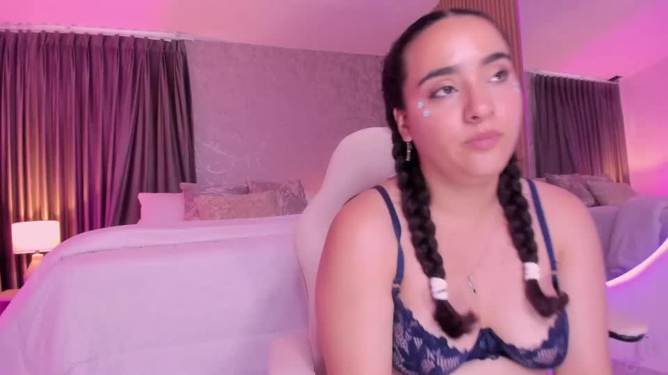 viiolet_rosee Webcam Chat July 5, 2026