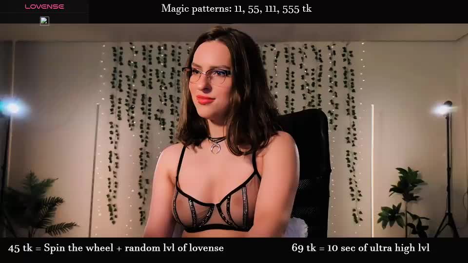 alicia_art_ Webcam Chat July 5, 2026