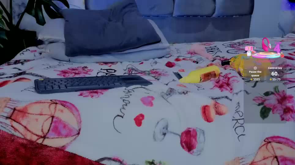 angel_medussa Webcam Chat July 5, 2026