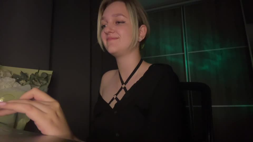 _velvetaura_ Webcam Chat July 5, 2026