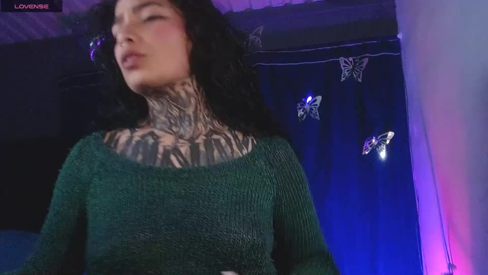 ema_ploxx Webcam Chat July 5, 2026