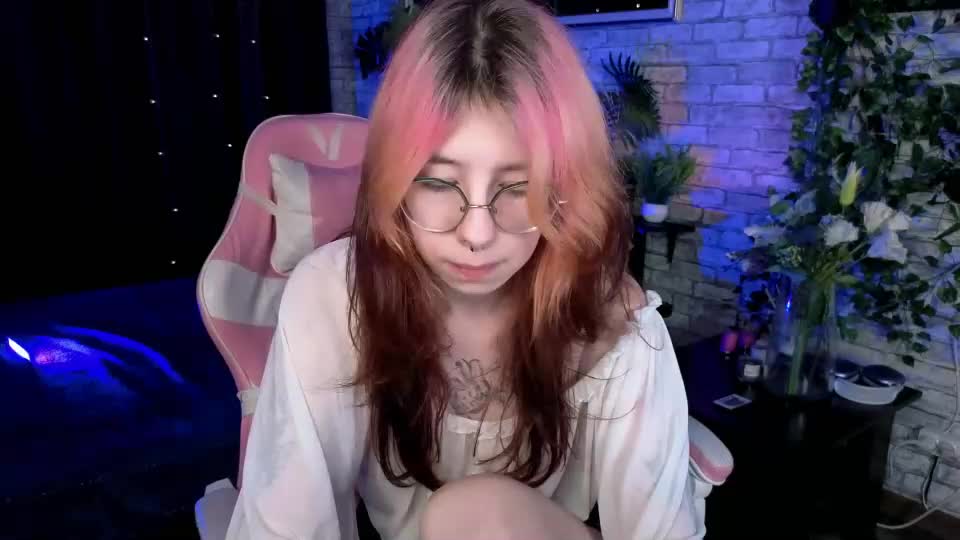 _alicenyx Webcam Chat July 5, 2026