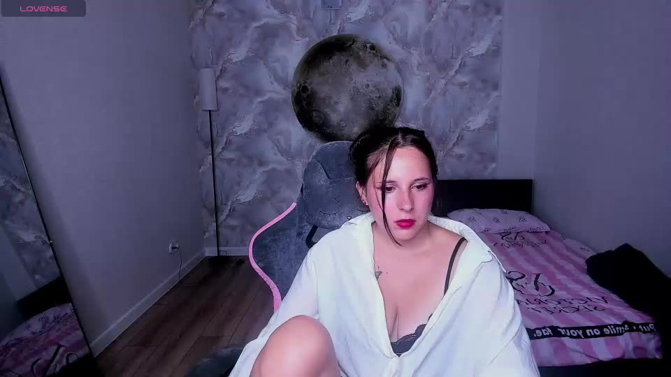 julia_shyy Webcam Chat July 5, 2026