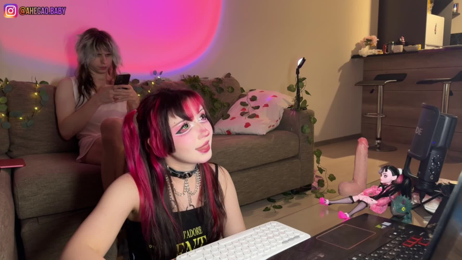 h3ntai-baby Webcam Chat July 5, 2026