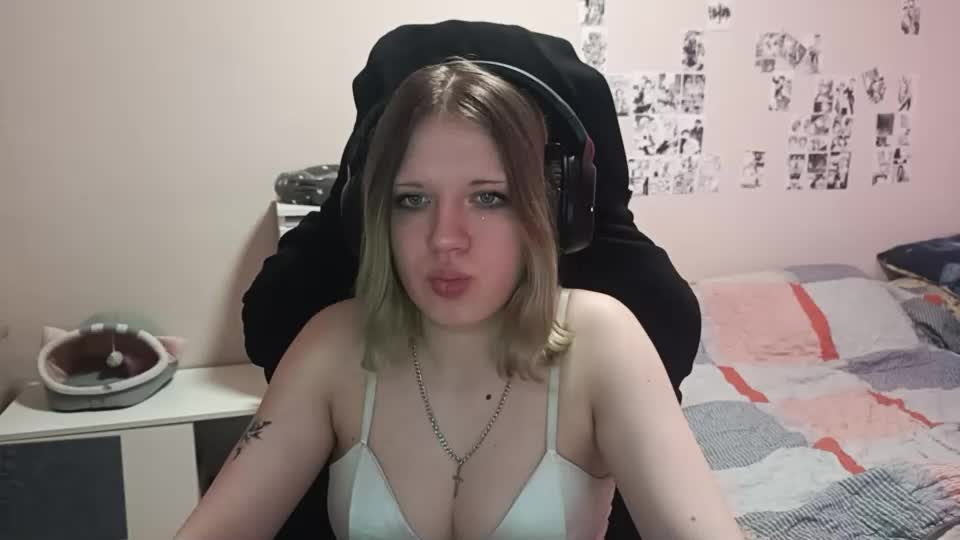 adriannamalango Webcam Chat July 6, 2026