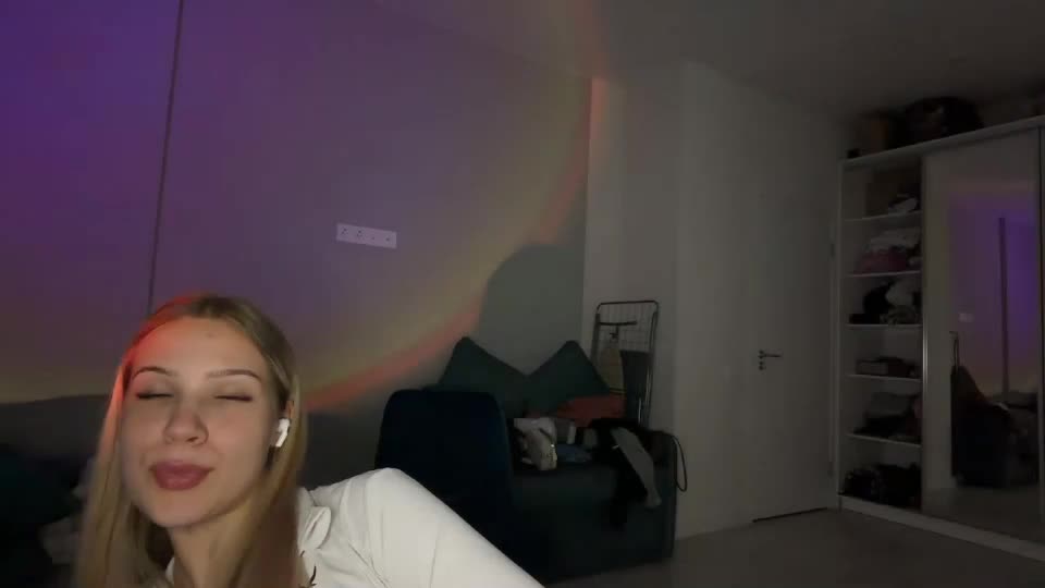 brookegrauman Webcam Chat July 6, 2026