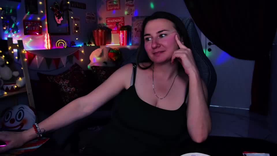 golden_dragones Webcam Chat July 6, 2026